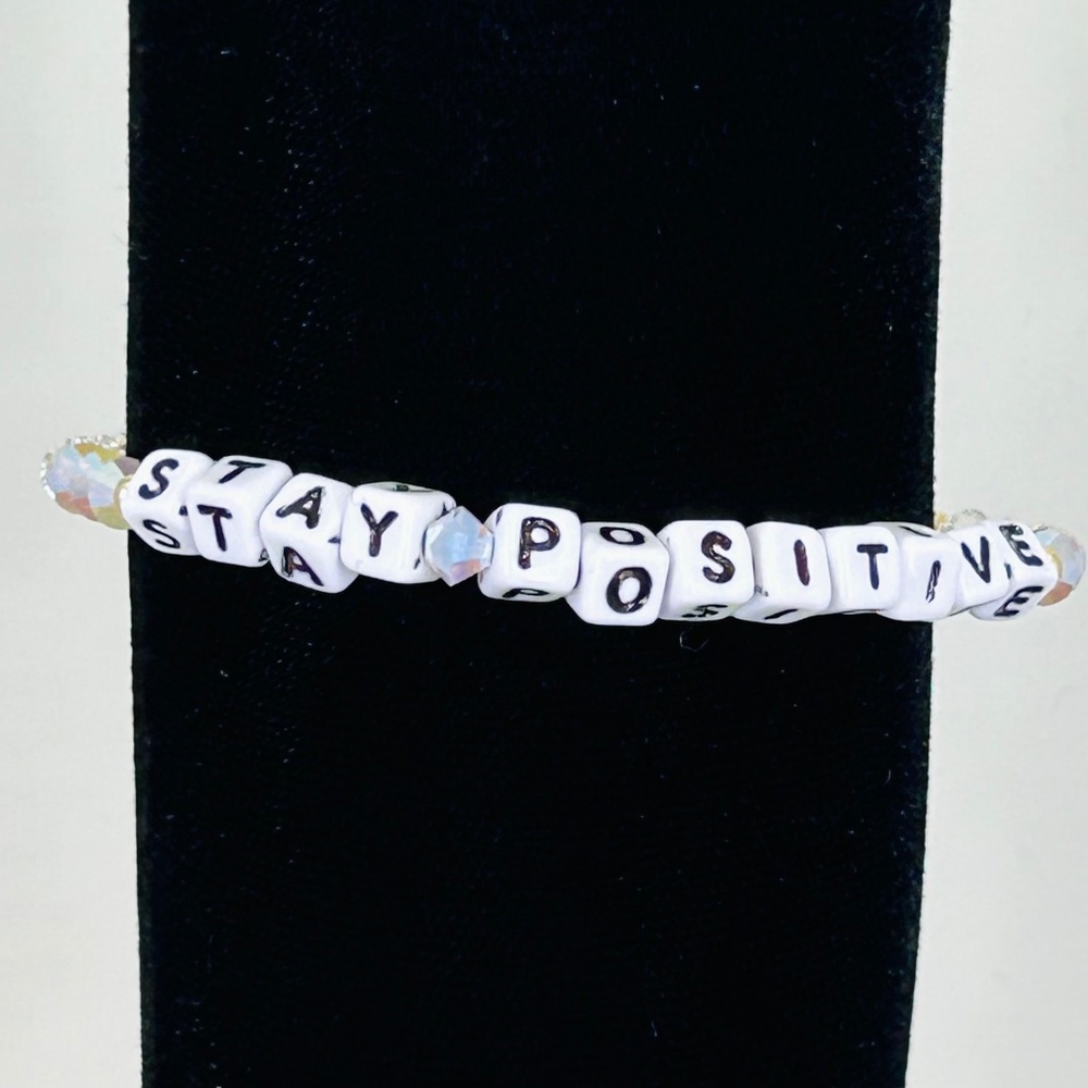 🥰 Little Words Project - STAY POSITIVE 🥰